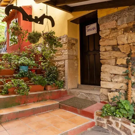 Casa vacanze Lovely Holiday In Cutiellos With Swimming Pool *