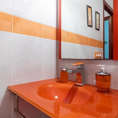 Lovely Holiday In Cutiellos With Swimming Pool Casa vacanze Belmonte De Miranda